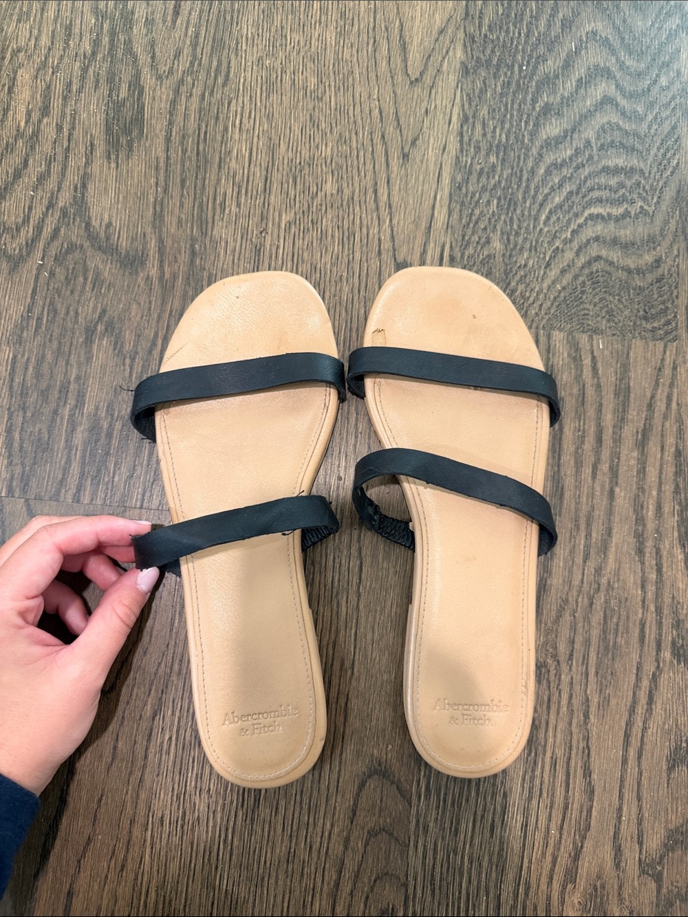 Abercrombie & Fitch Black Strap Tan Slide Sandals - Women's